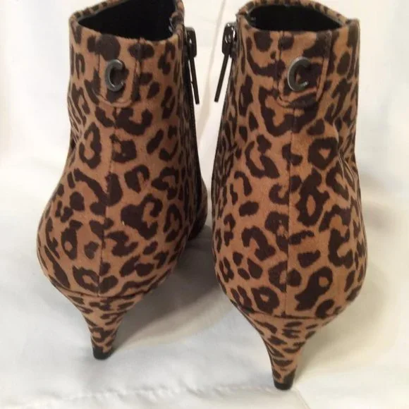 CIRCUS by Sam Edelman vegan suede leopard booties kitten heels NWOB Size 7 - Picture 7 of 9